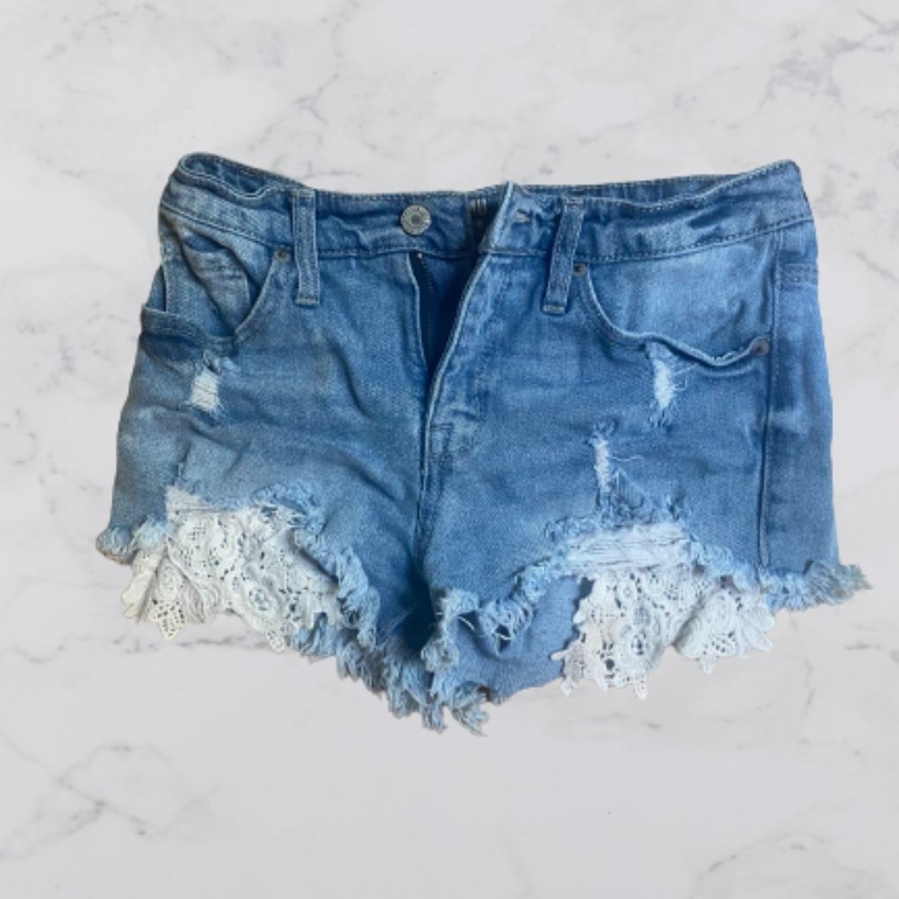 Jean Shorts with Lace Pockets